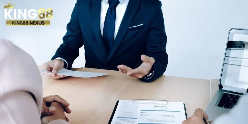 Tác giả Hoàng Anh Hồ sơ chuyên môn và hành trình khởi nghiệp để sáng lập ra king88