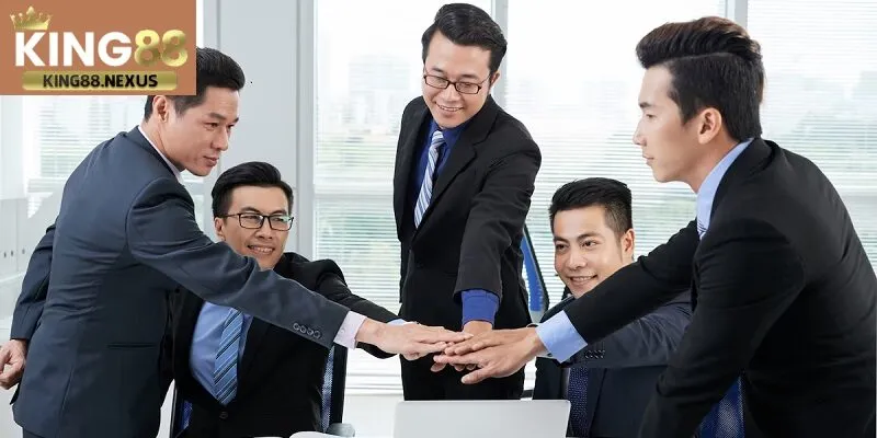 Tác giả Hoàng Anh Vai trò lãnh đạo và đóng góp của ceo Hoàng Anh cho king88